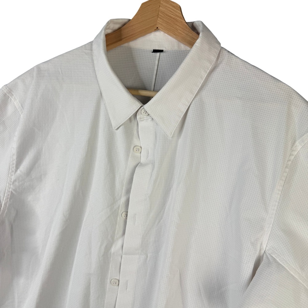 Lululemon White Grid Perforated Airing out Button Up Shirt Size XXL Techwear